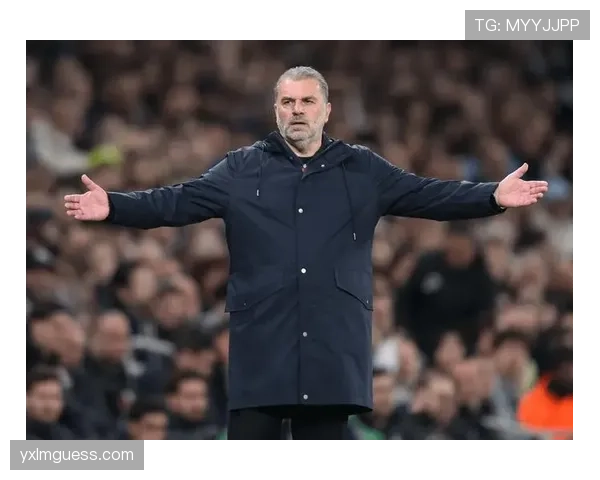 波斯特科格鲁确认将继续执教热刺，否认与国家队帅位传闻